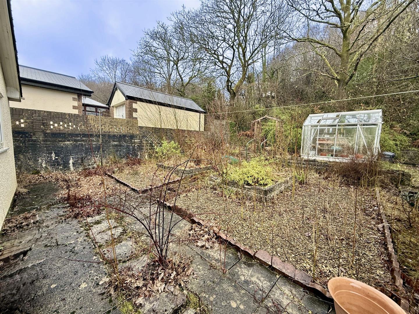 Cenarth Drive, Aberdare - 4ac33258-ca60-42a3-8f8a-a31facac6111.jpeg