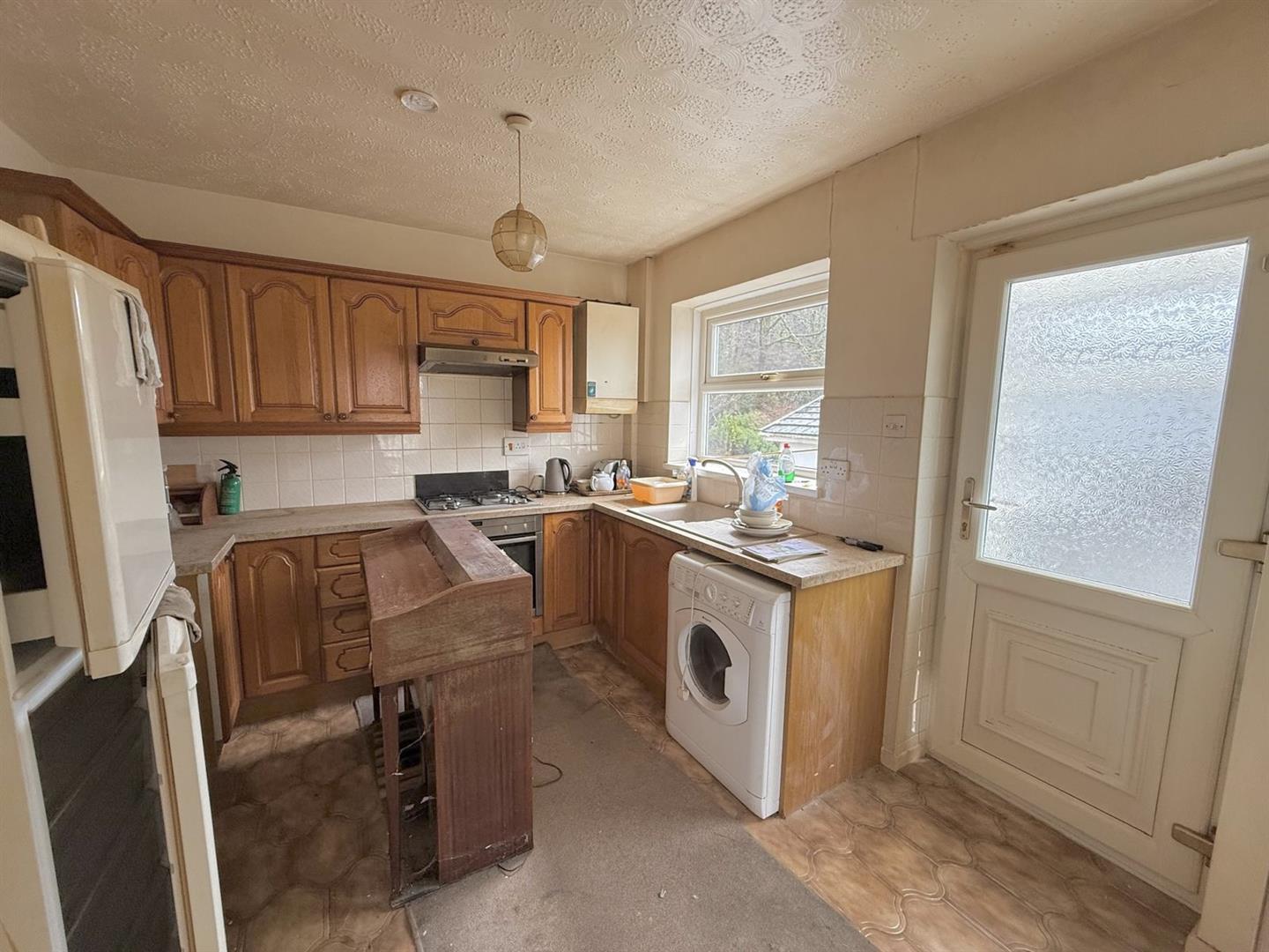 Cenarth Drive, Aberdare - 20260211_151954000_iOS 1 2.jpg