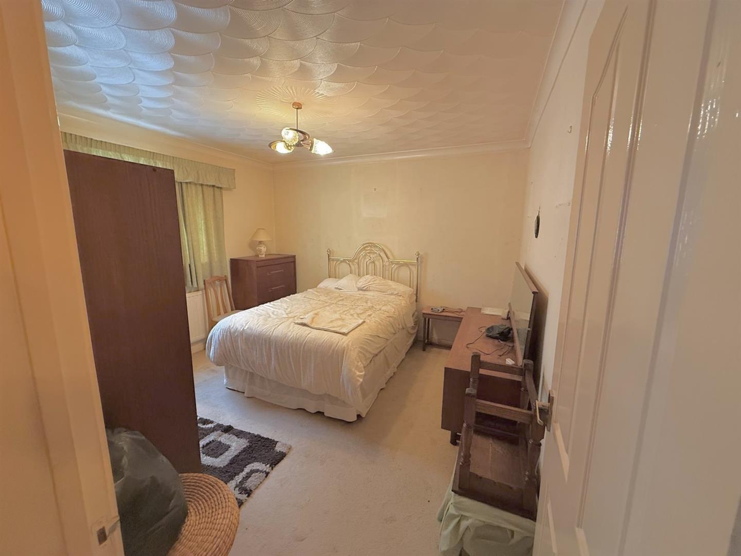 Cenarth Drive, Aberdare - 20260211_151954000_iOS 6.jpg