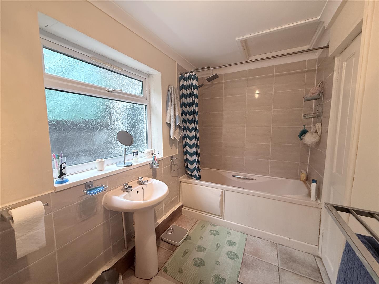 Park View Terrace, Abercwmboi, Aberdare - 20260203_121850794_iOS.jpg