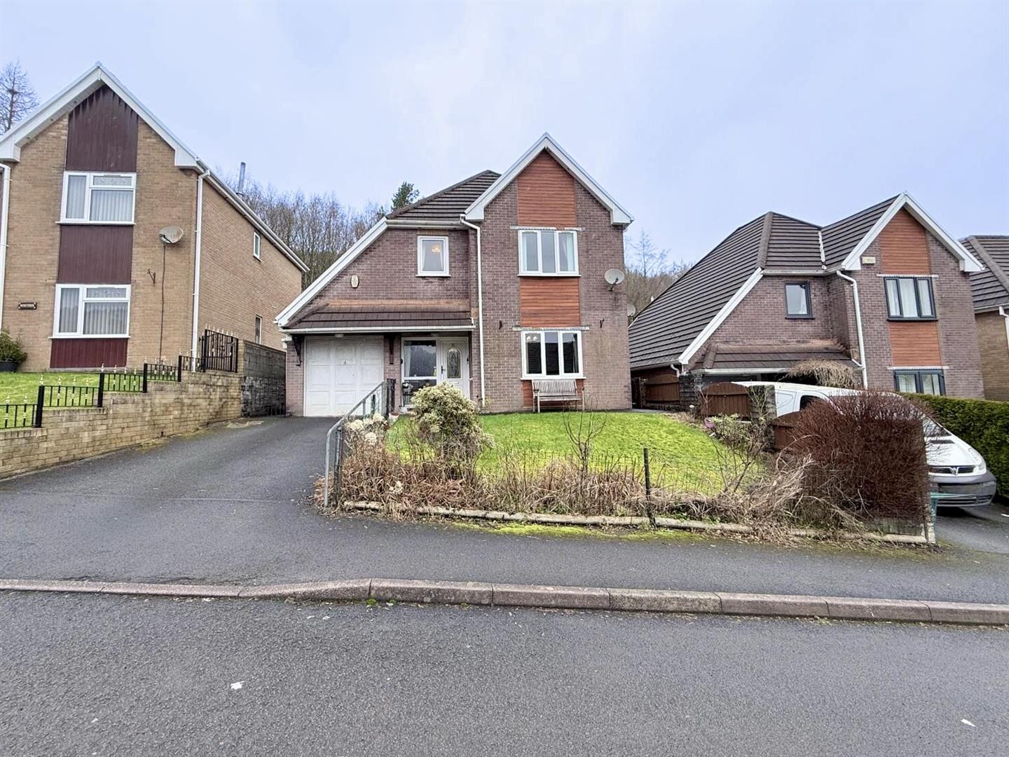 Heol-Y-Gelli, Aberdare - 20260223_183521000_iOS.jpg