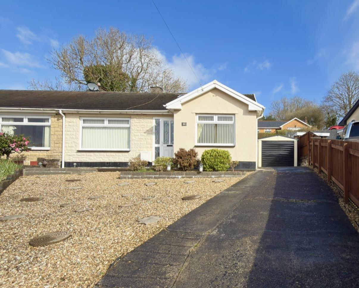 Fairfield Close, Cwmbach - 20260313_110413000_iOS.jpg