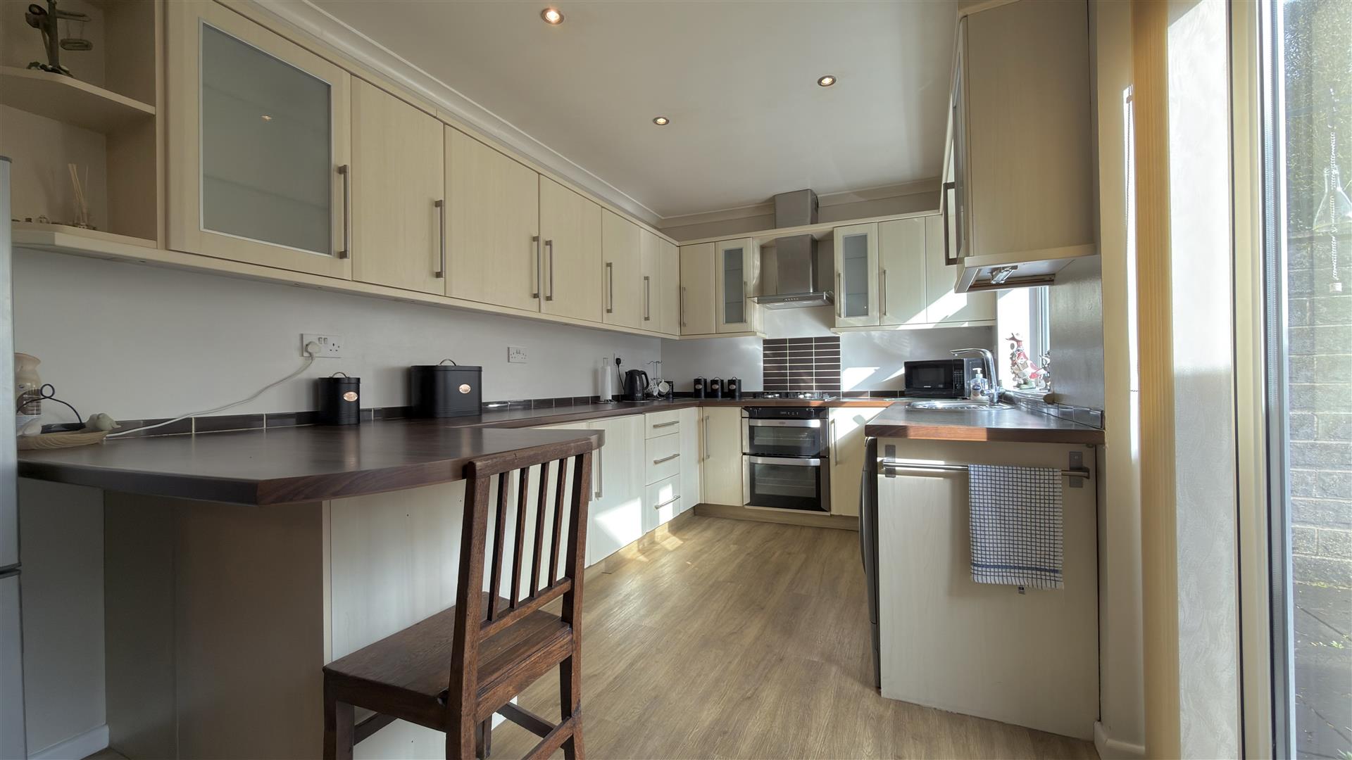 Fairfield Close, Cwmbach - 20260313_100543494_iOS.jpg