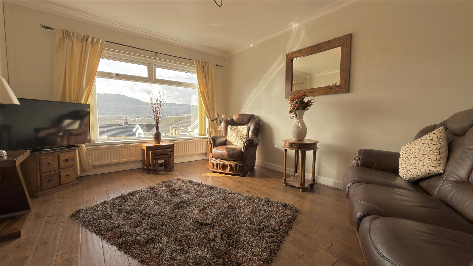 Fairfield Close, Cwmbach - 20260313_100037277_iOS.jpg