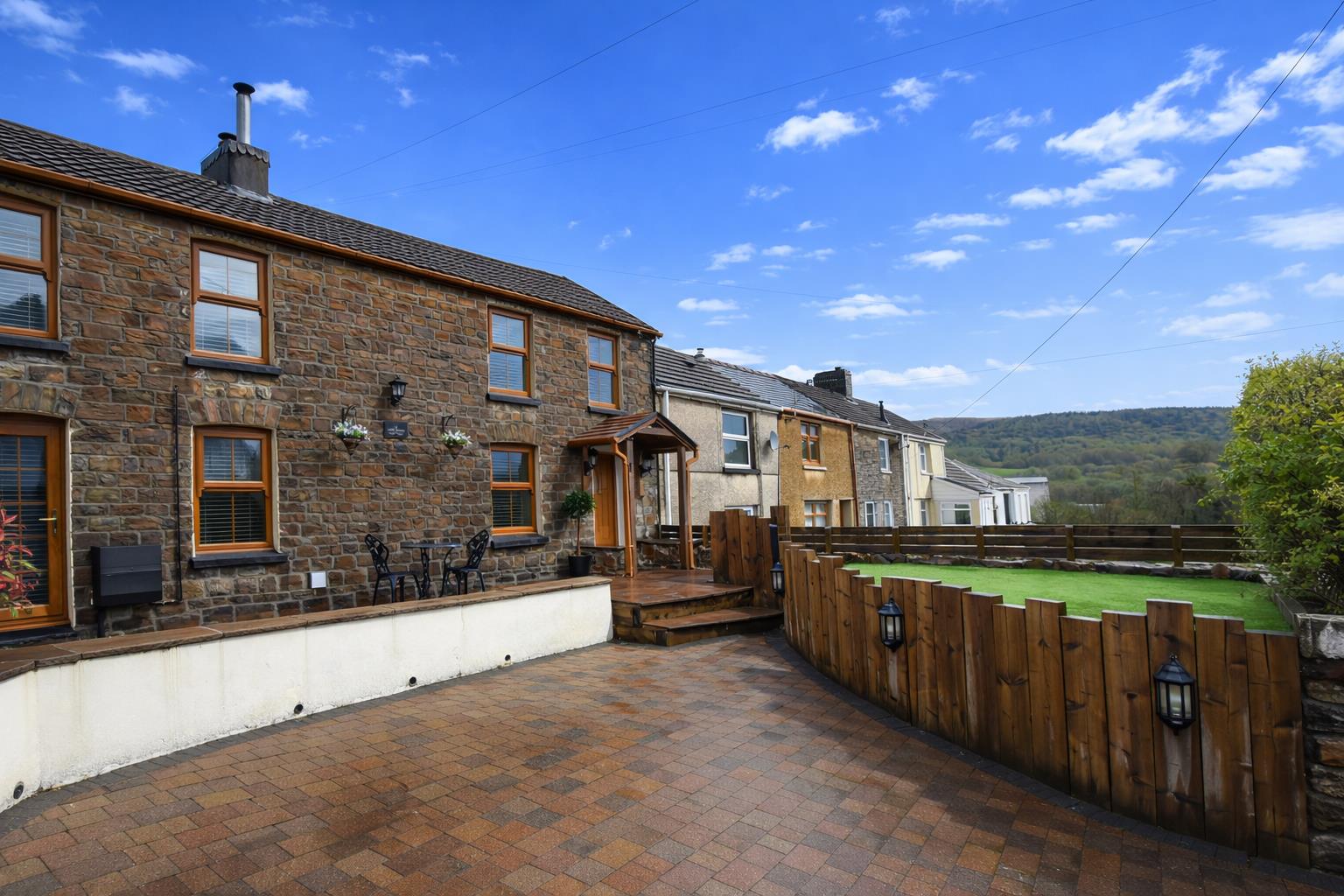Mill Street, Aberdare - 20260415_153110111_iOS.png