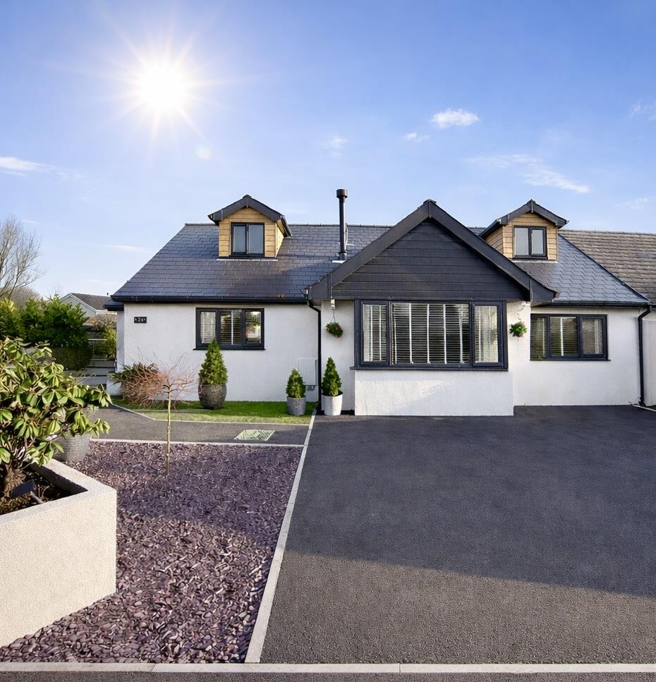 Clwyd Avenue, Aberdare - 20260317_191450346_iOS.jpg