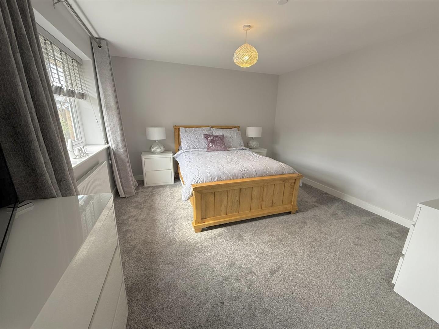 Llys Pen Bryn, Aberdare - Bedroom 2