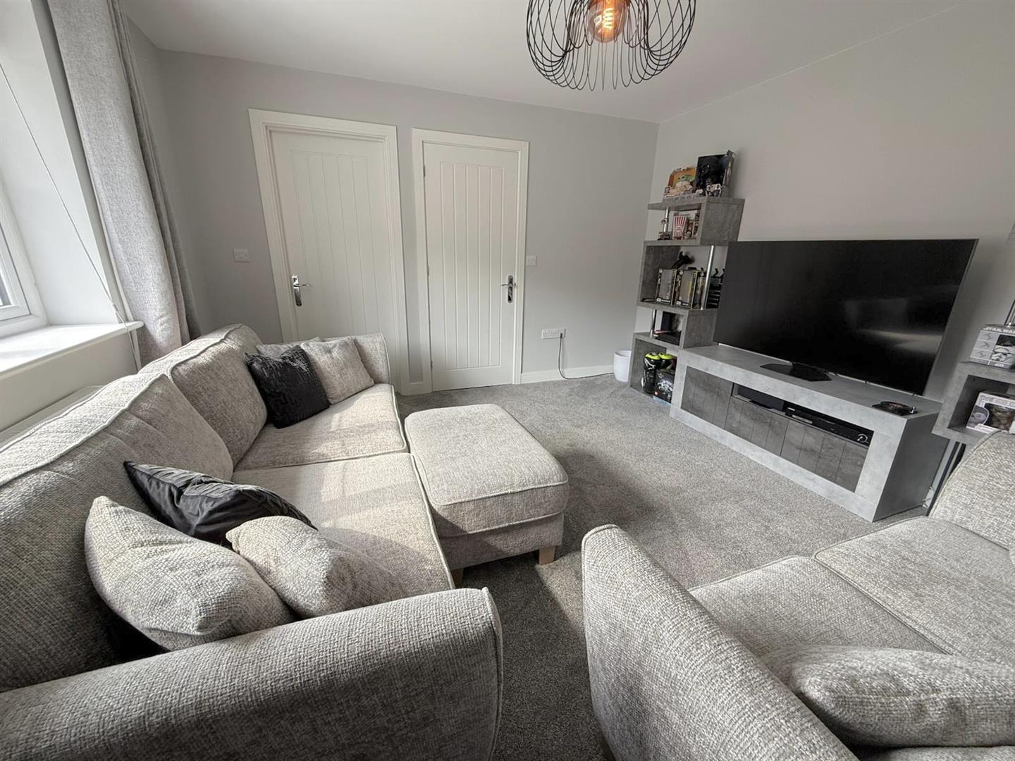 Llys Pen Bryn, Aberdare - Bedroom 3