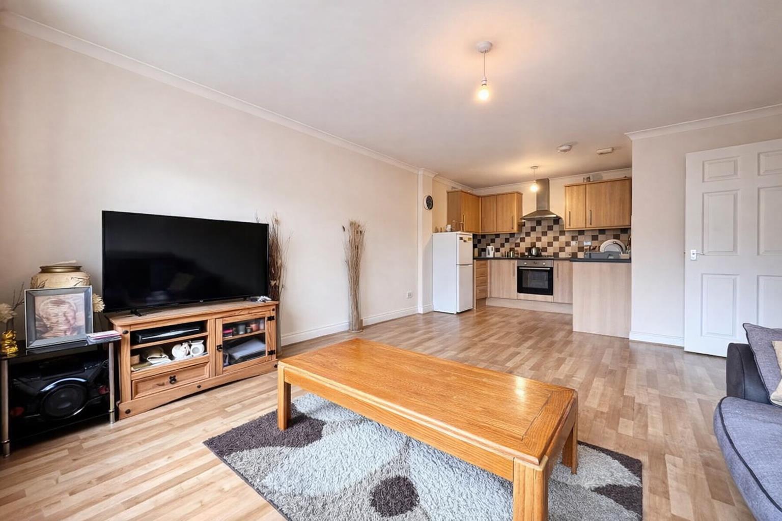 Duke Street, Aberdare - 20260415_102851344_iOS.png