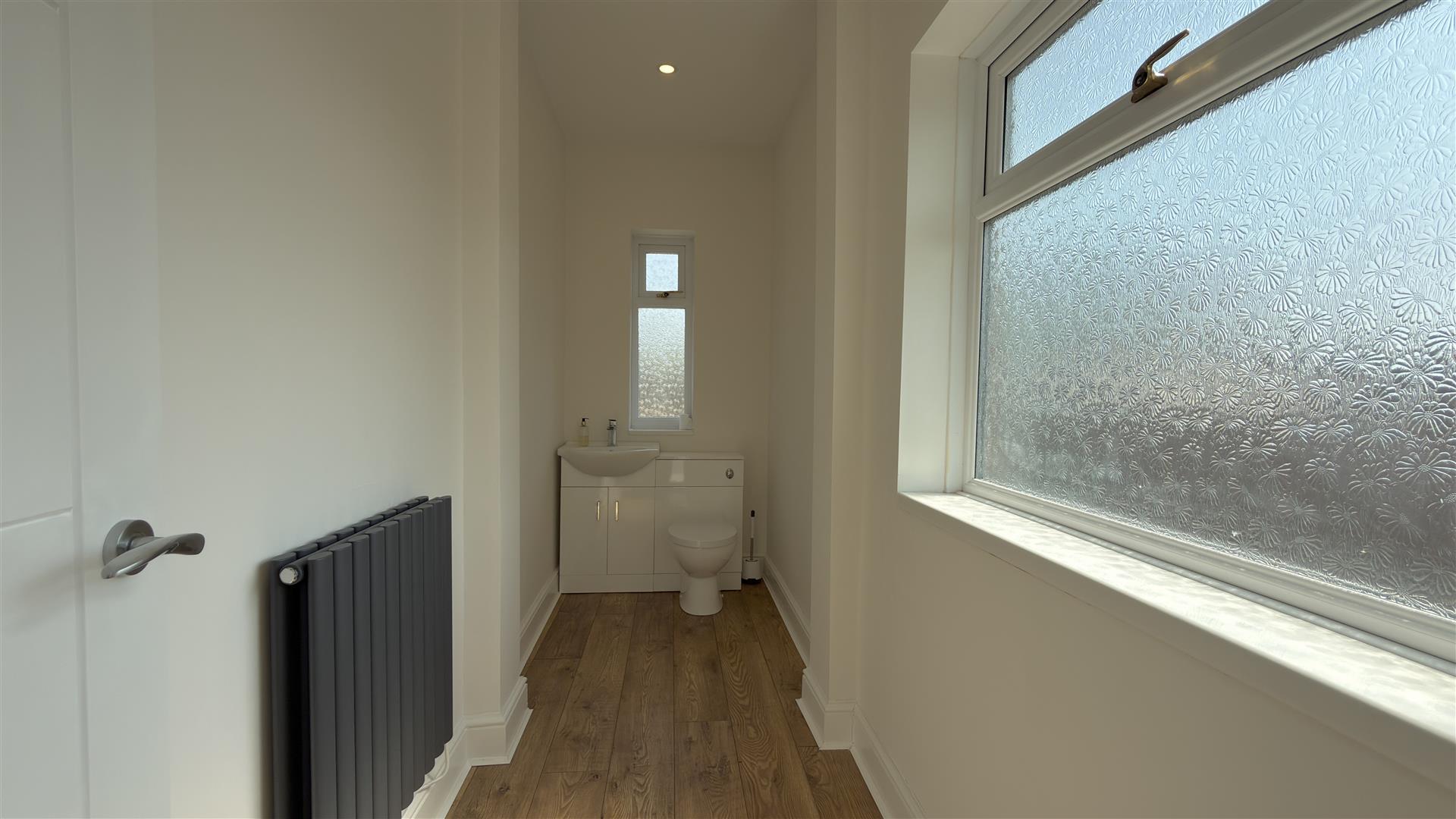 Neville Terrace, Aberdare - 20260427_103232790_iOS.jpg