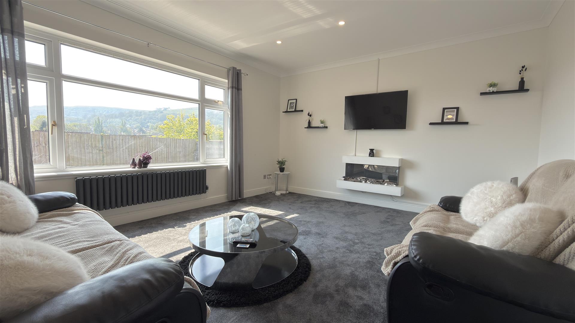 Neville Terrace, Aberdare - 20260427_103745234_iOS.jpg