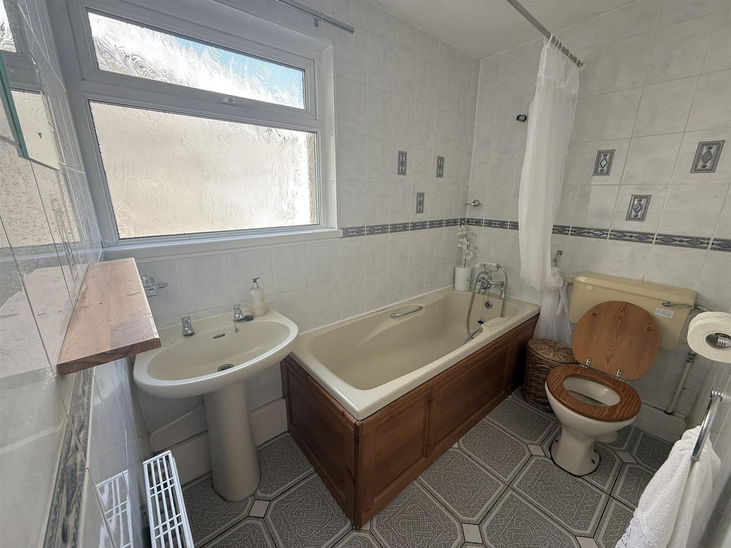 Holford Street, Aberaman, Aberdare - 20260623_113554000_iOS 9.jpg