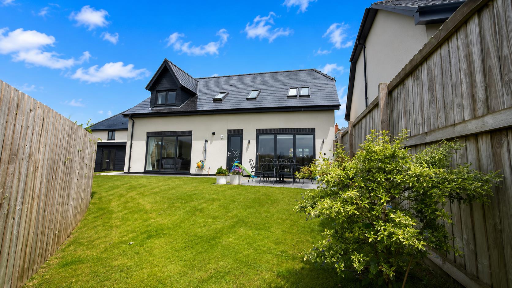 Llwydcoed Road, Aberdare - 20260603_144501668_iOS.png
