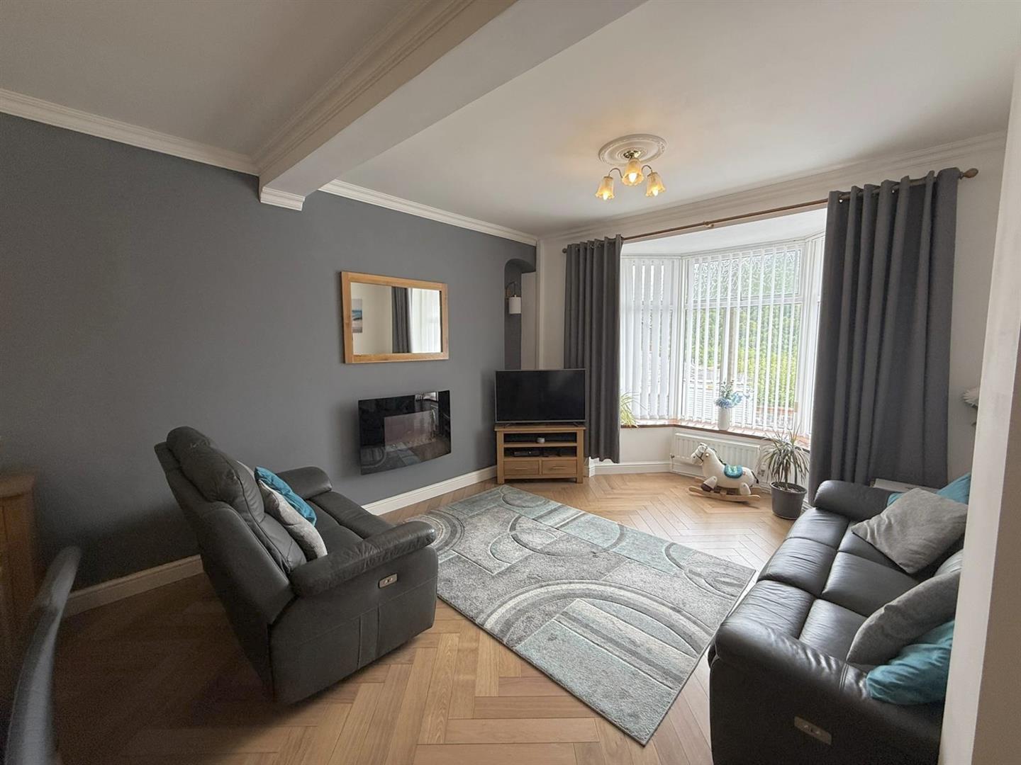 Morris Street, Cwmaman, Aberdare - 20260701_135442000_iOS 1.jpg