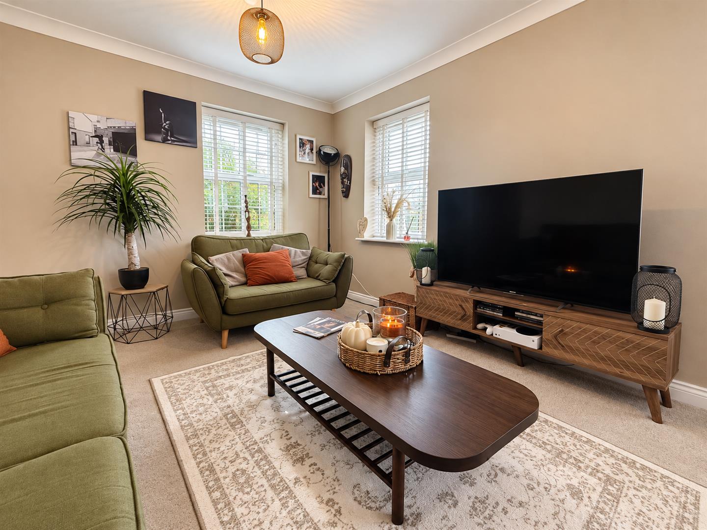 Rhodfa Crawshay, Aberdare - Living Room