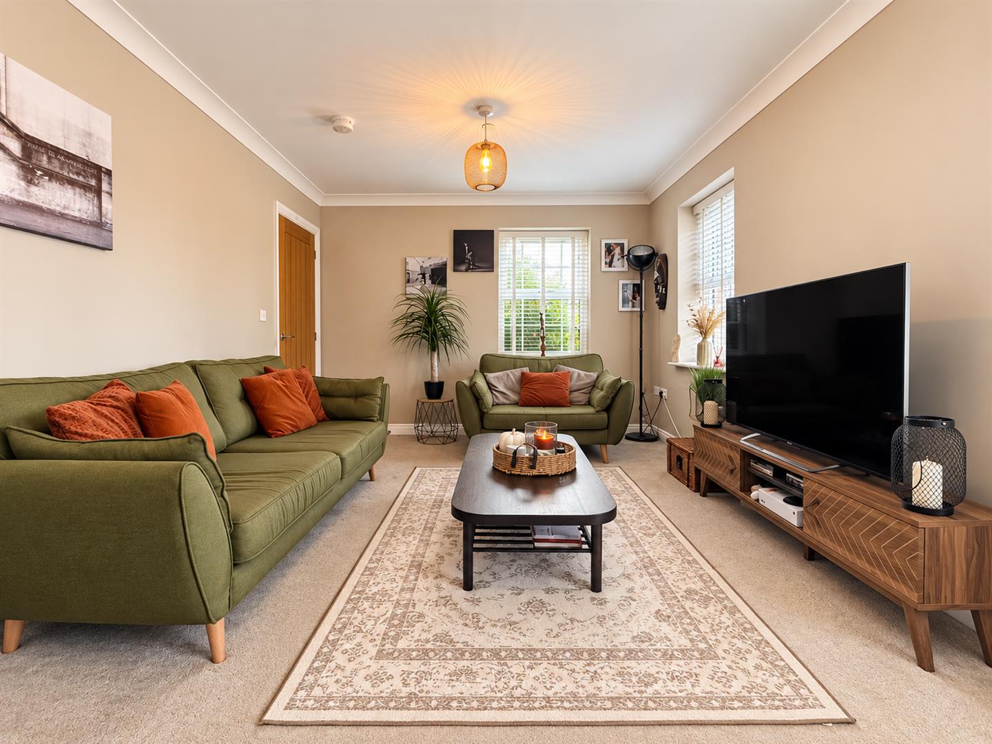 Rhodfa Crawshay, Aberdare - Living Room