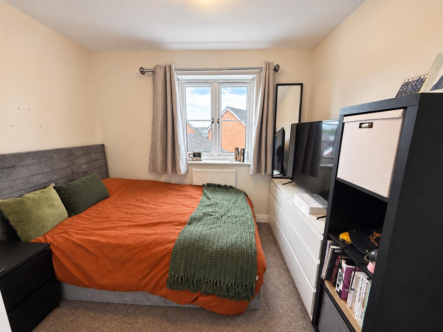 Tan Y Bryn Gardens, Llwydcoed, Aberdare - E4834C65-571C-4780-BE4D-316873466DF6.png