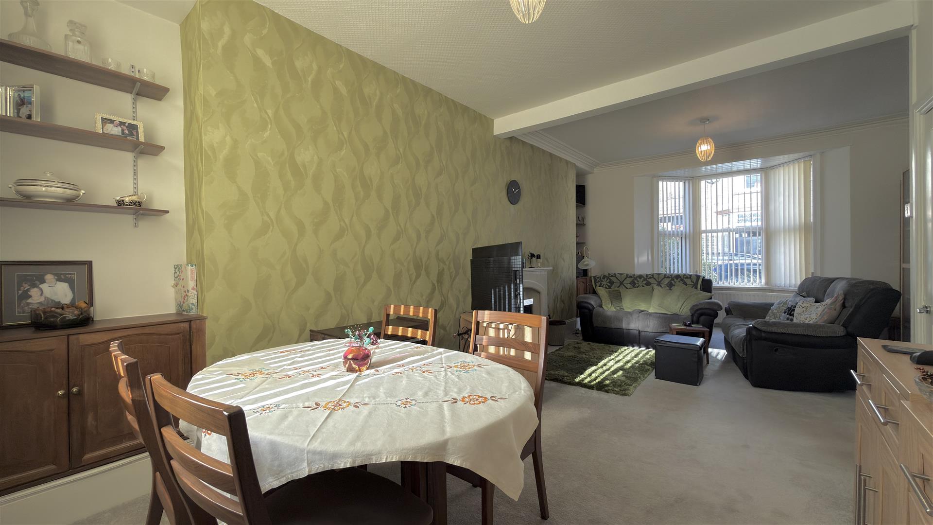 Hawthorne Terrace, Aberdare - 20261016_091019804_iOS.jpg