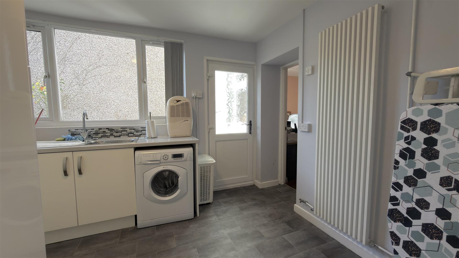 Hawthorne Terrace, Aberdare - 20261016_091317836_iOS.jpg
